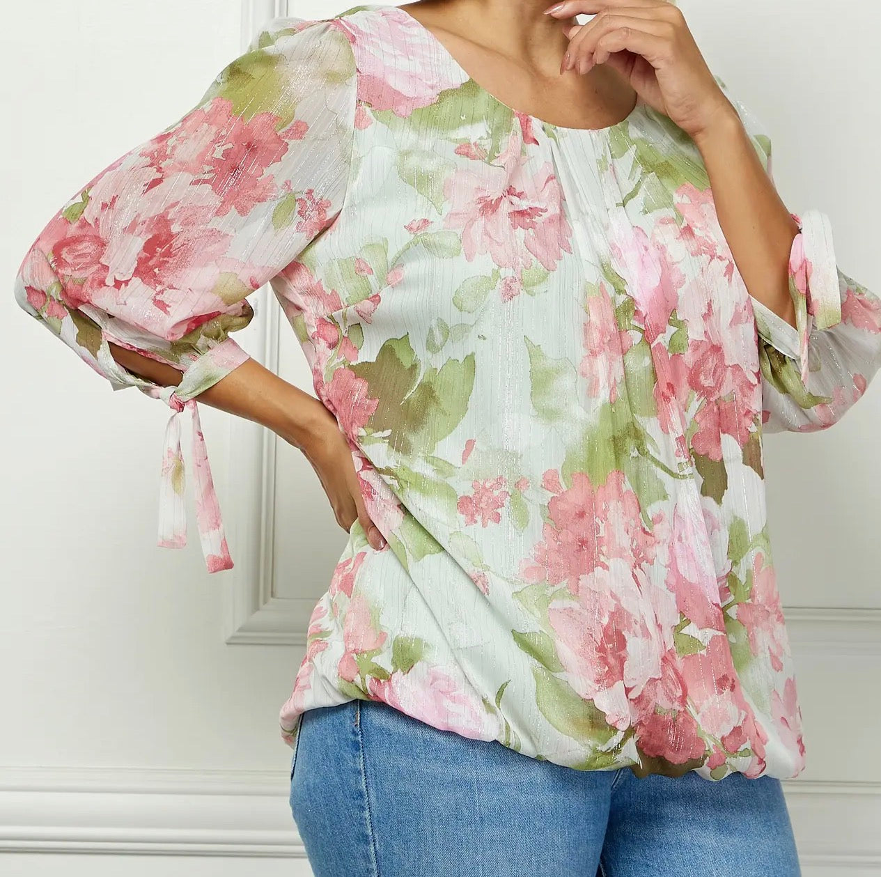 CURVY BRETTA FLORAL BLOUSE
