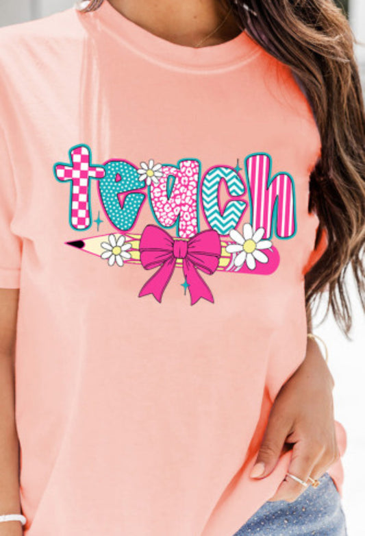 TEACH GRAPHIC TEE