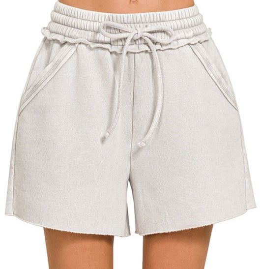 ON THE MOVE SHORTS