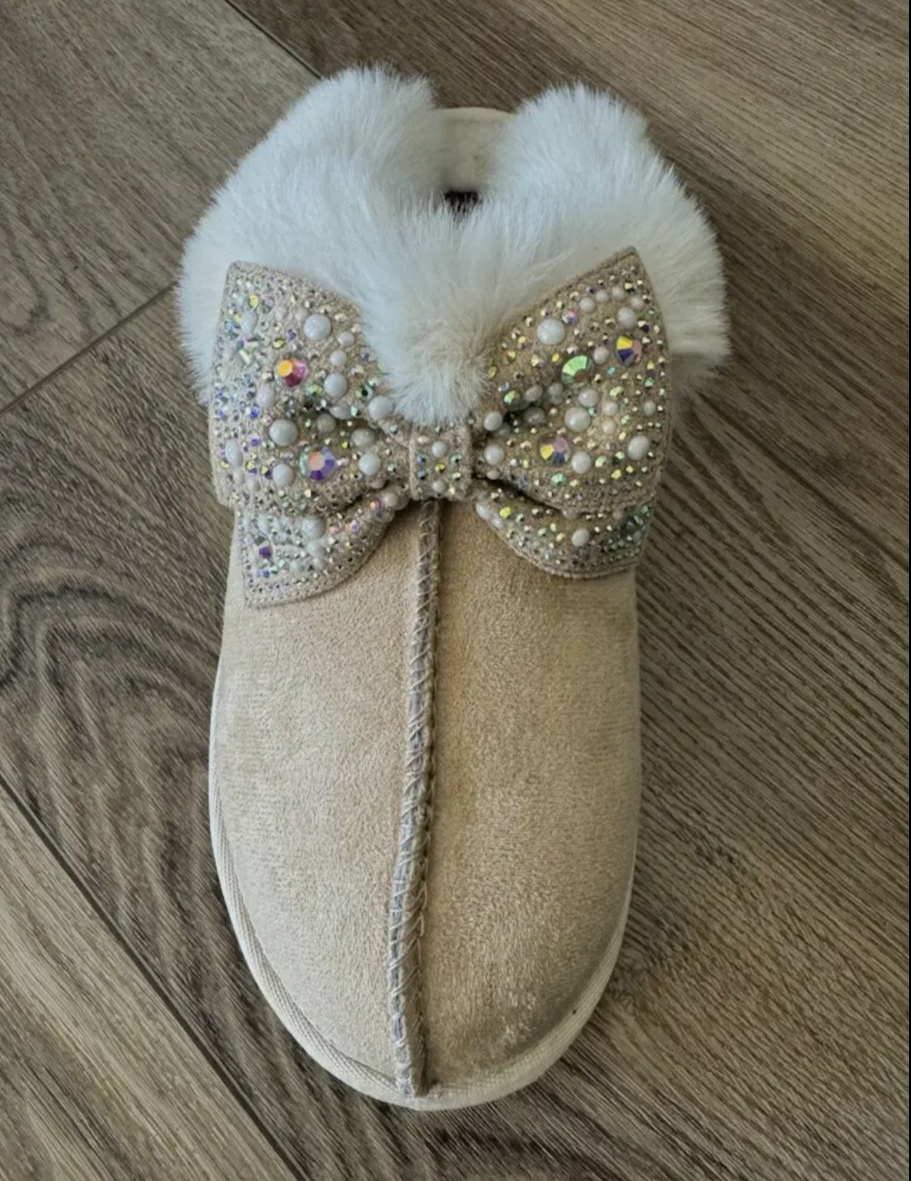 BLINGY BOW SLIP-ON BOOTIE