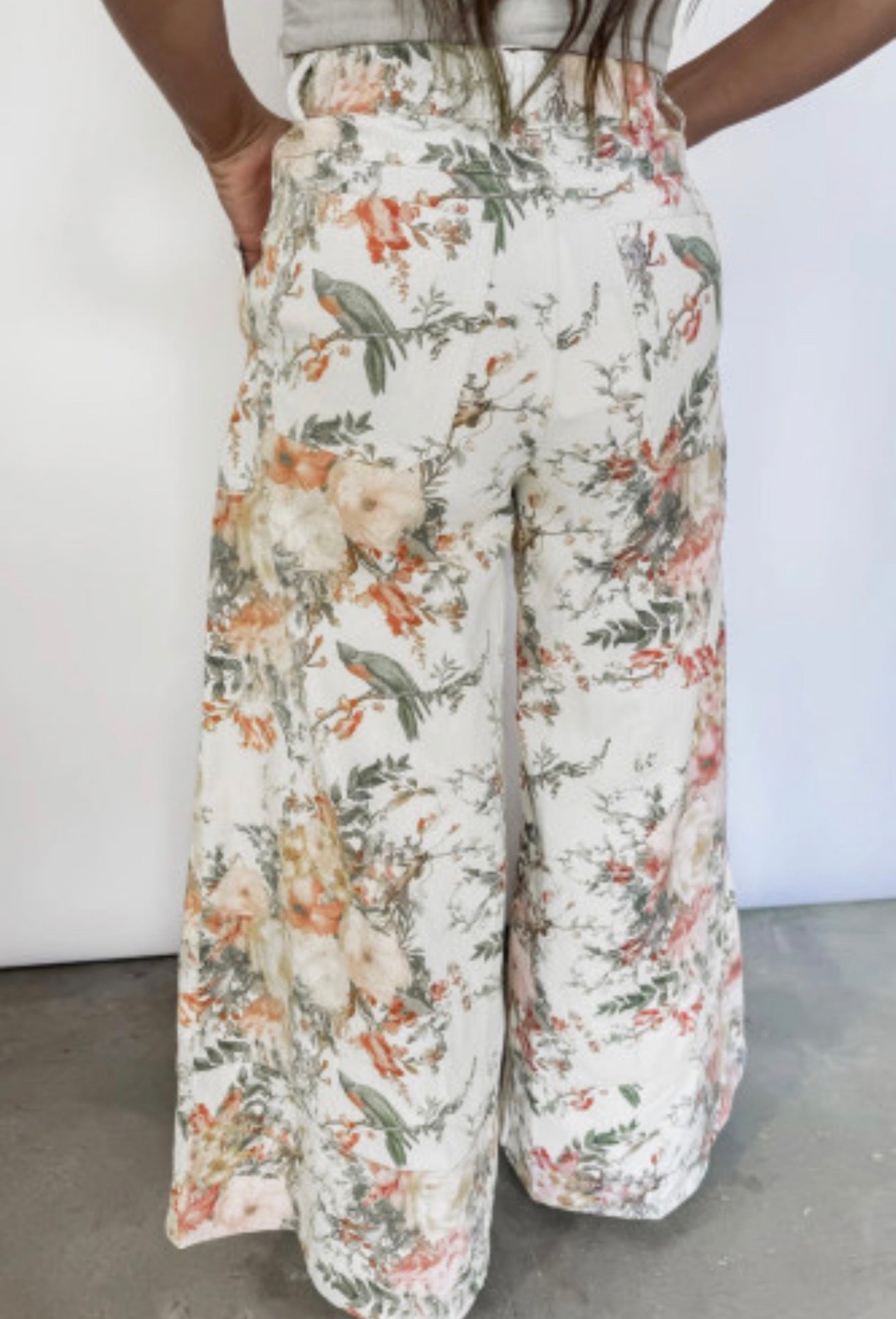 VINTAGE STYLE FLORAL JEANS