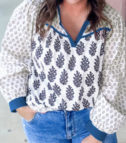 NORA FLORAL PLUS TOP