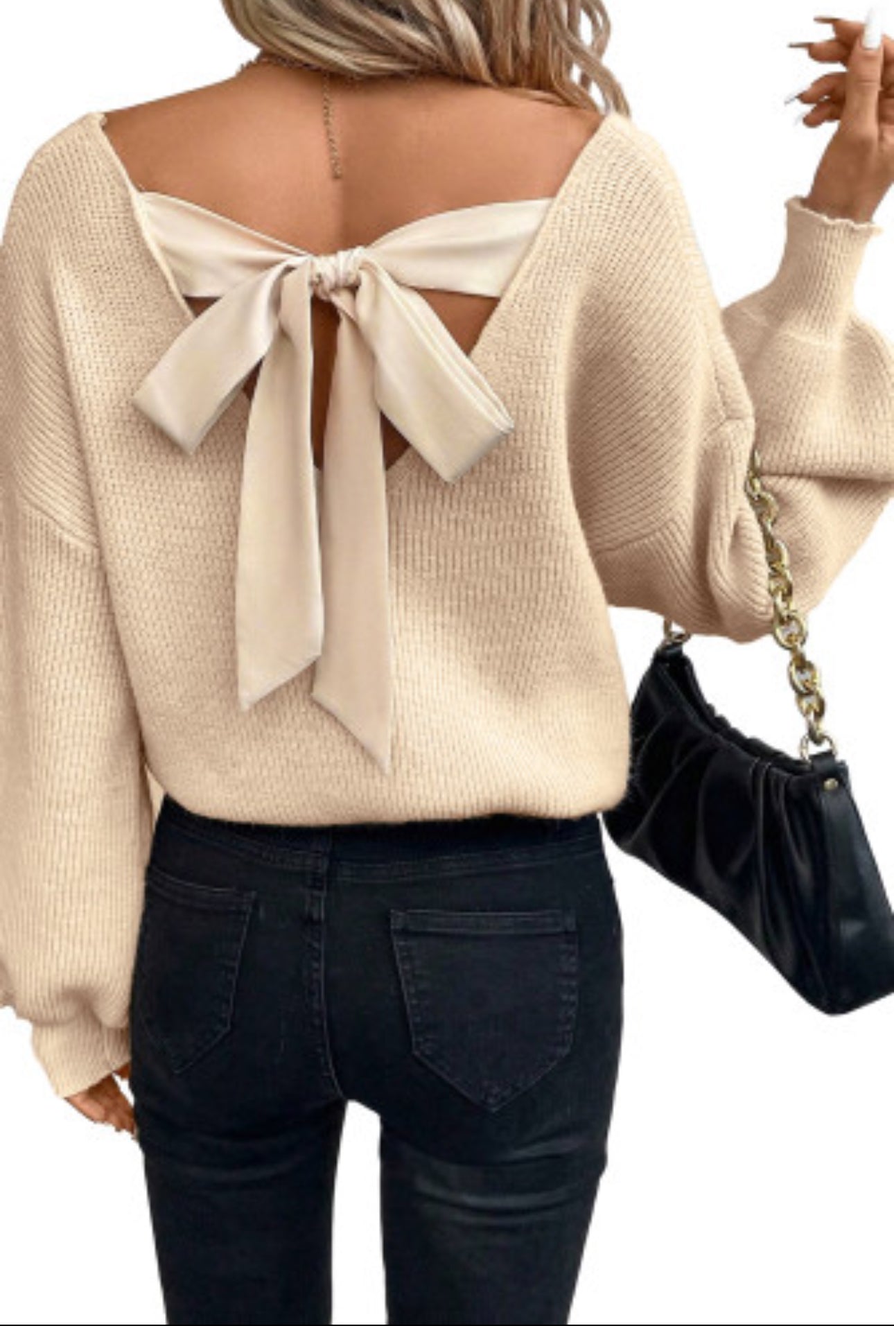 KNOT IN LOVE SWEATER