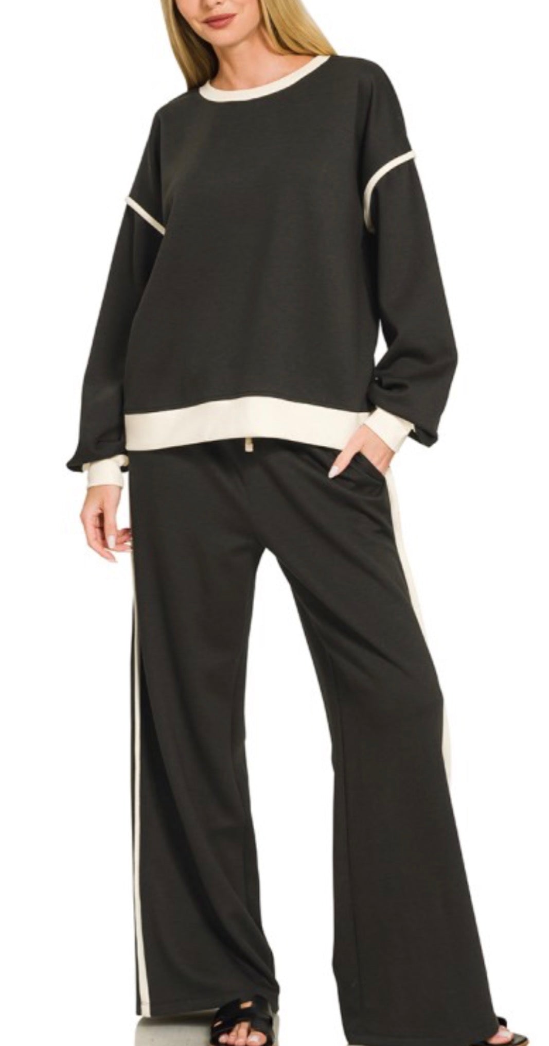 PERFECT TIME OF YEAR PANT SET